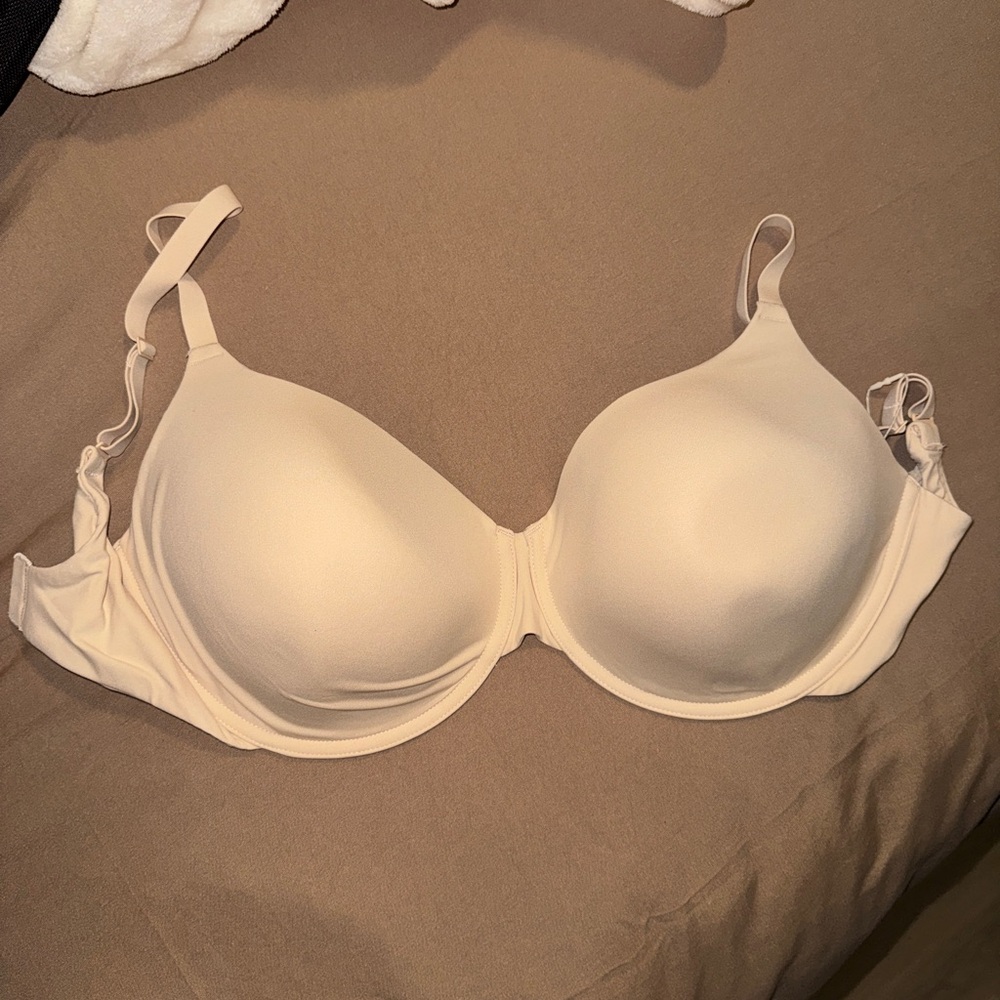 SKIMS BRAND NEW 34DDDD